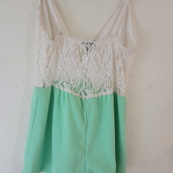 UK2LA Teal and White Laced Romper Size: Small - Picture 13 of 16